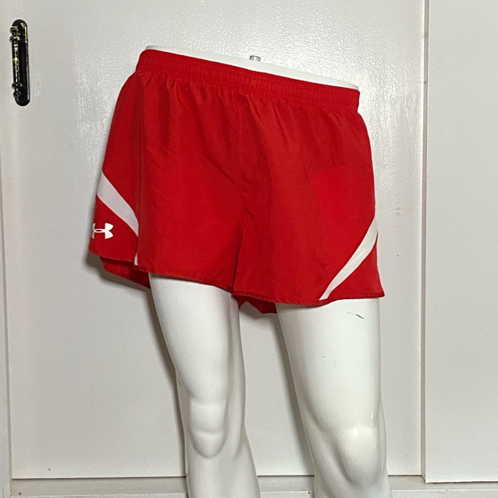 Men’s Red XL under armour running shorts